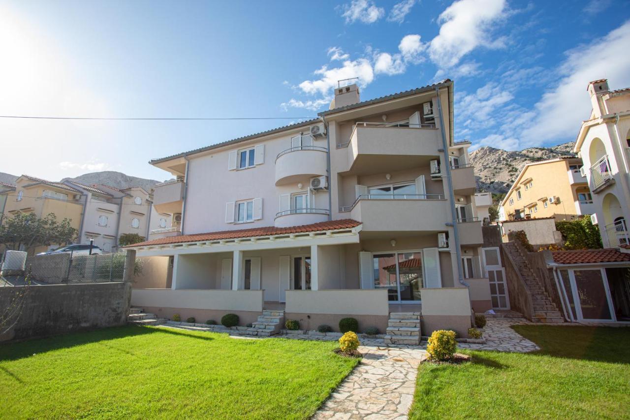 Apartments Crnekovic I Zarok Baska  Exterior photo